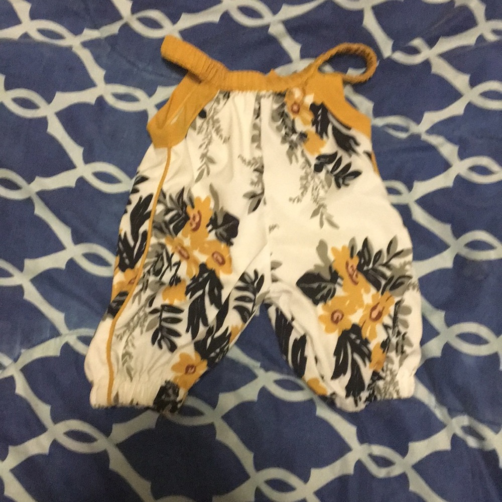 Romper - Picture 2 of 2